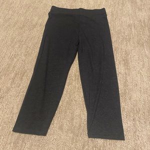 PINK Capri leggings, size small